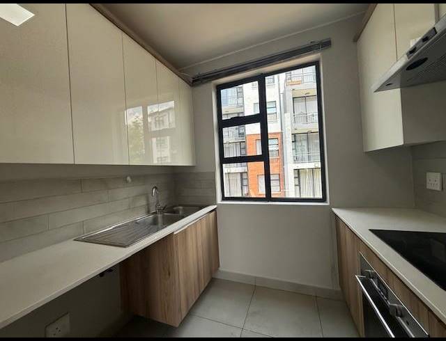 2 BEDROOM APARTMENT FOR SALE IN SILVER LAKES